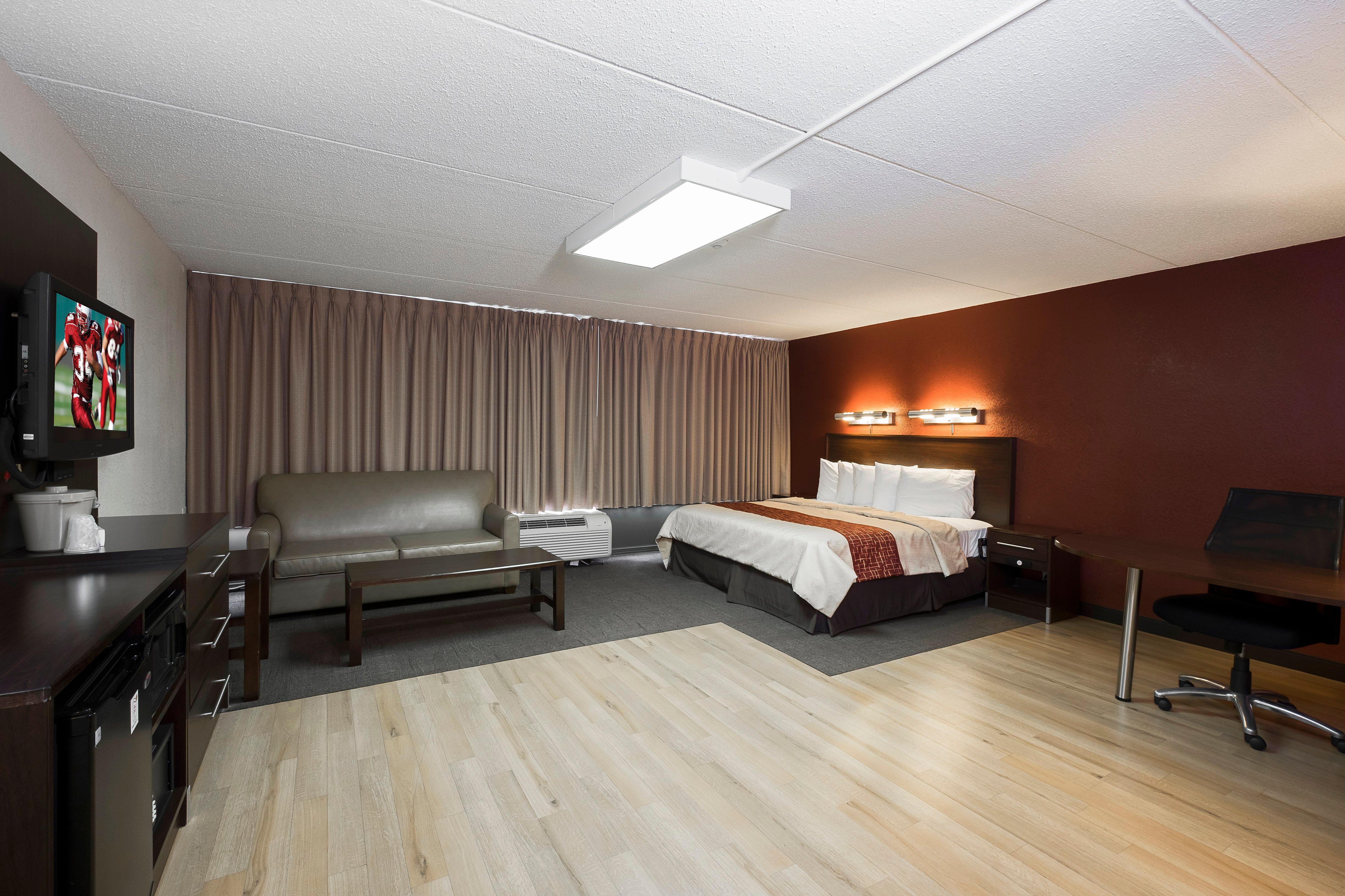 Red Roof Inn Plus+ Boston - Woburn/ Burlington Eksteriør billede