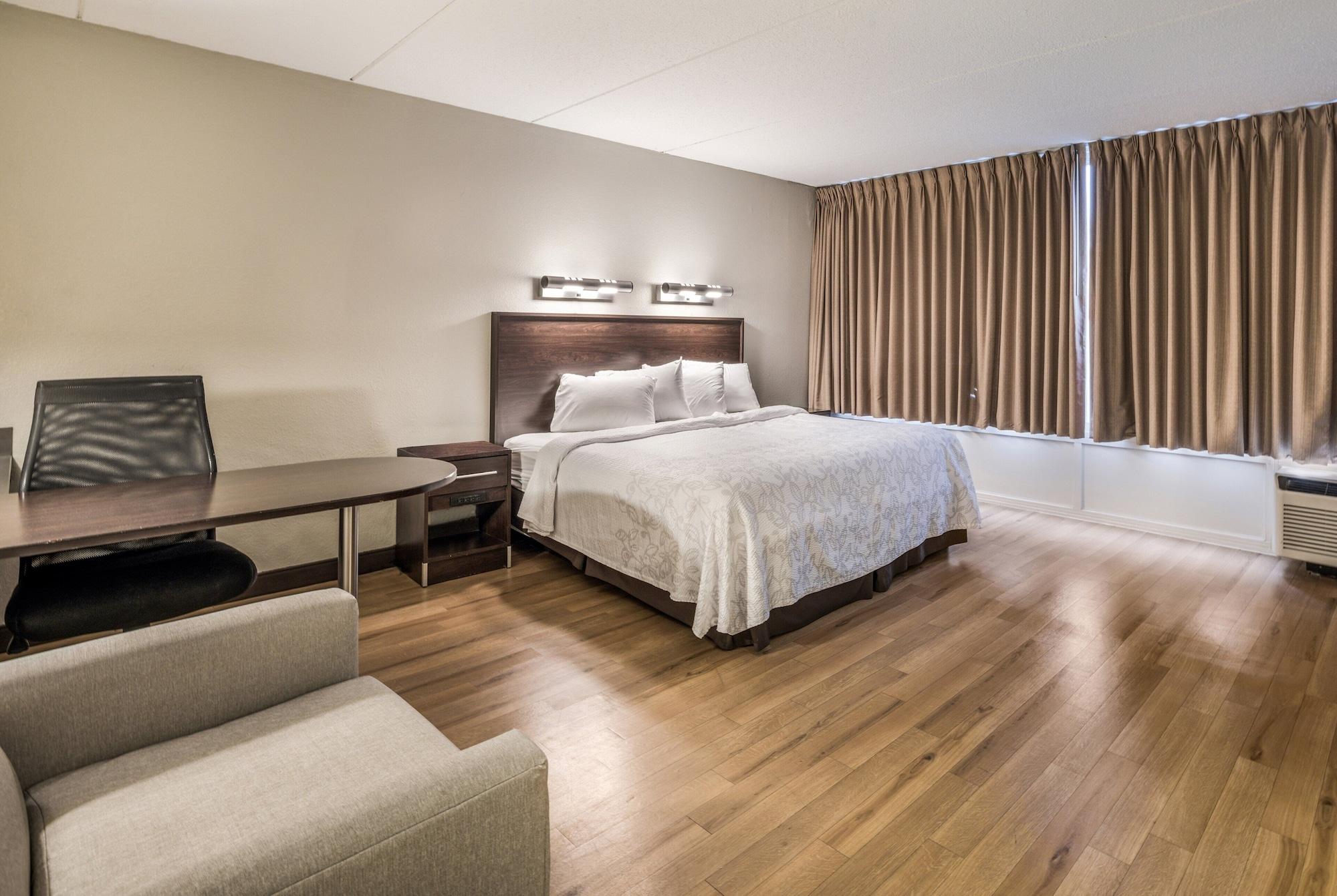 Red Roof Inn Plus+ Boston - Woburn/ Burlington Eksteriør billede